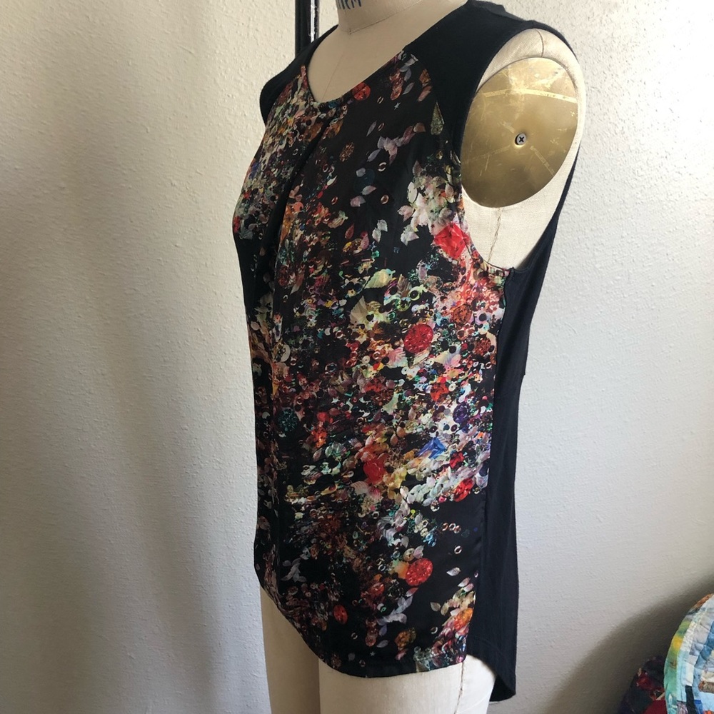 Warehouse gems top Size 8 (UK 12).